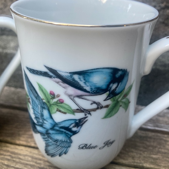 Audobon Blue Jay / Goldfinch Mugs - Picture 4 of 8